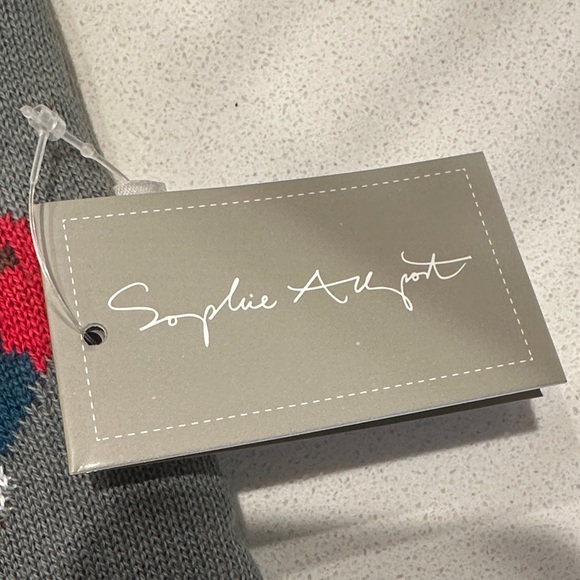 Knitted Hot Water Bottle and Cover in Pheasant Design - Picture 2 of 5